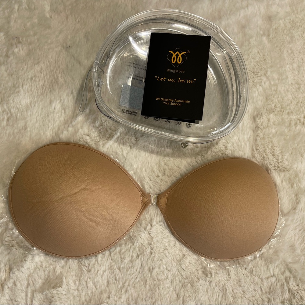 Wingslove invisible adhesive bra D cup nude